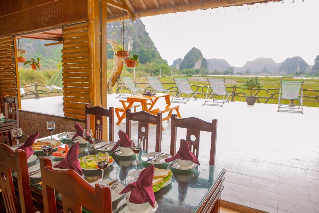 Lotus Field Homestay