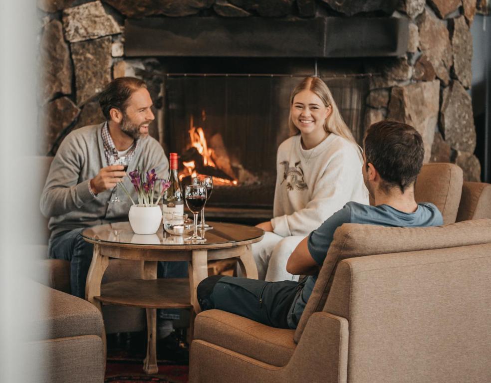 Henningsvær Bryggehotell - by Classic Norway Hotels photo
