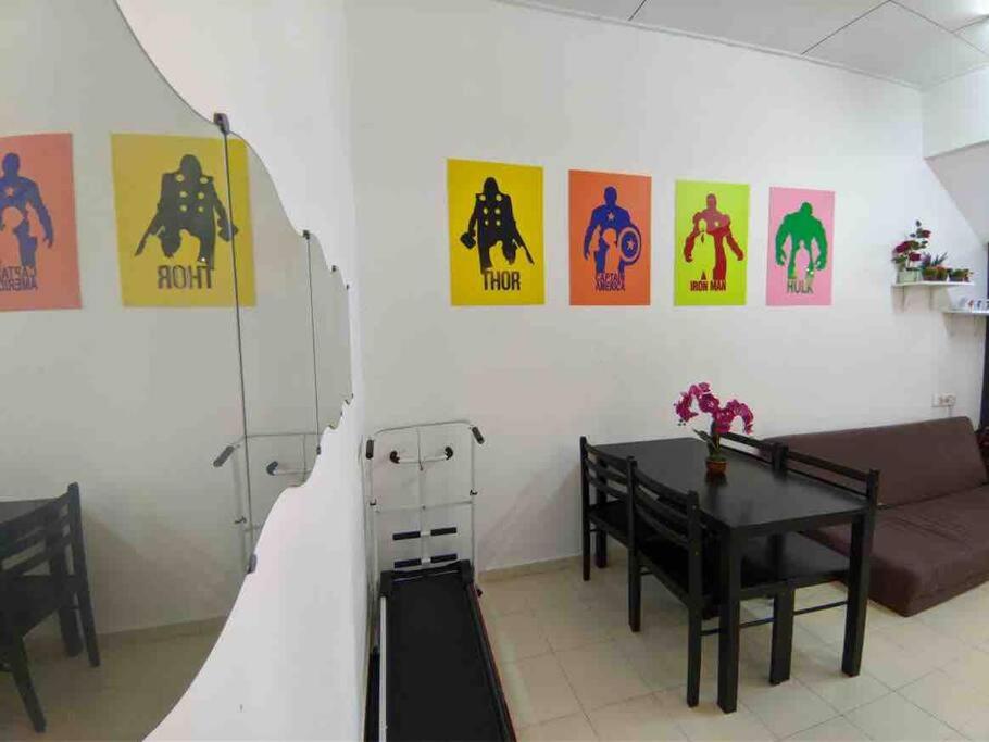 HOMESTAY DELISHA PARIT RAJA UTHM photo