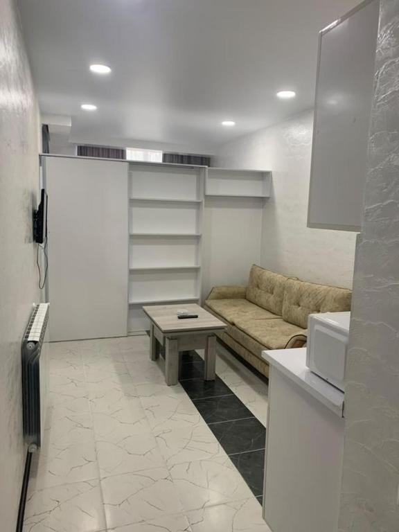 Kakha's Apartment, Batumi