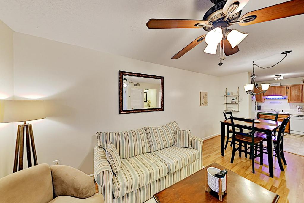 Spa on Port Royal Sound III — Hotel in Hilton Head Island (SC)