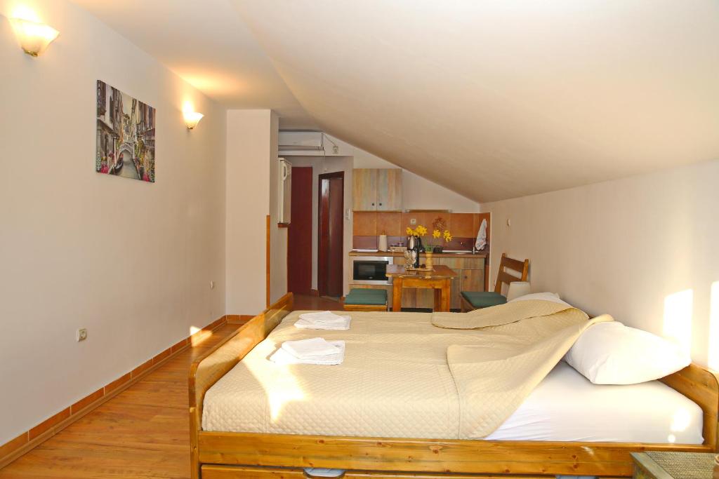 Loki Apartments photo