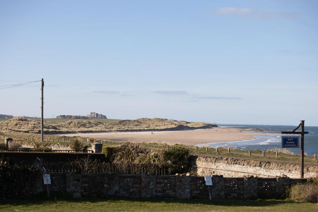 Beach House Hotel photo