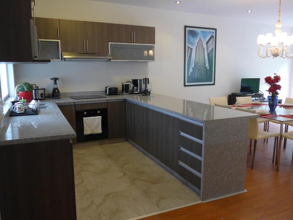 Spacious Apartment in Miraflores - 4