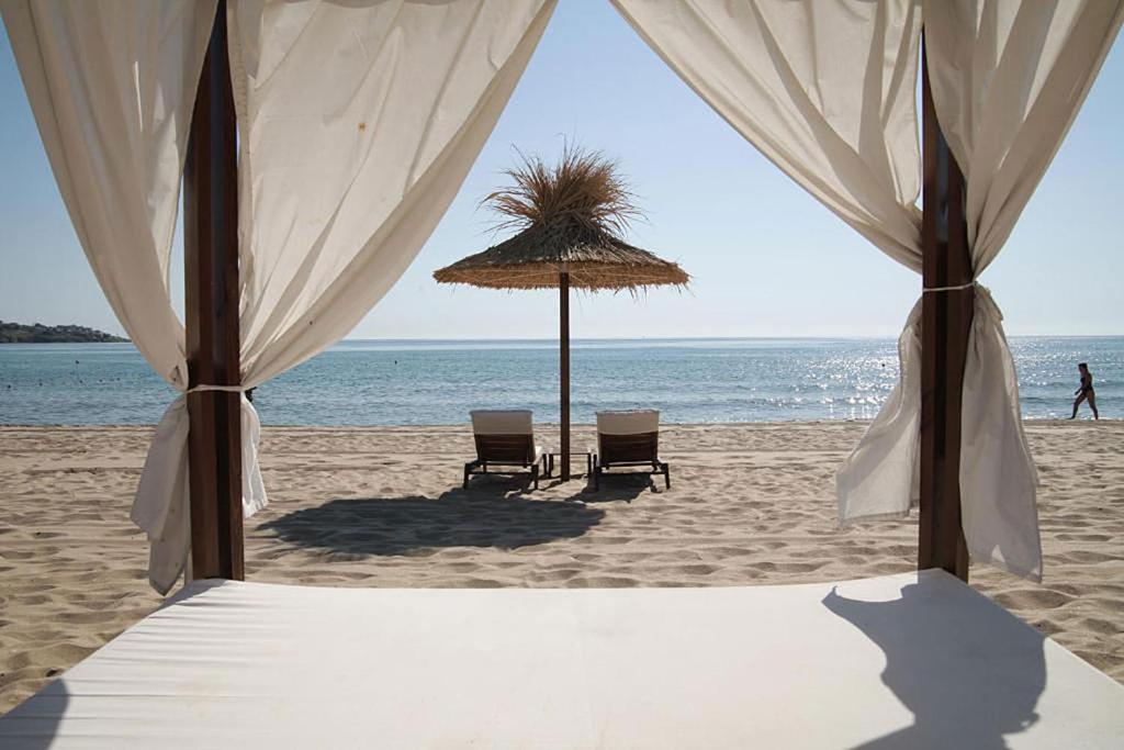 Green Life Beach Resort Apartment photo