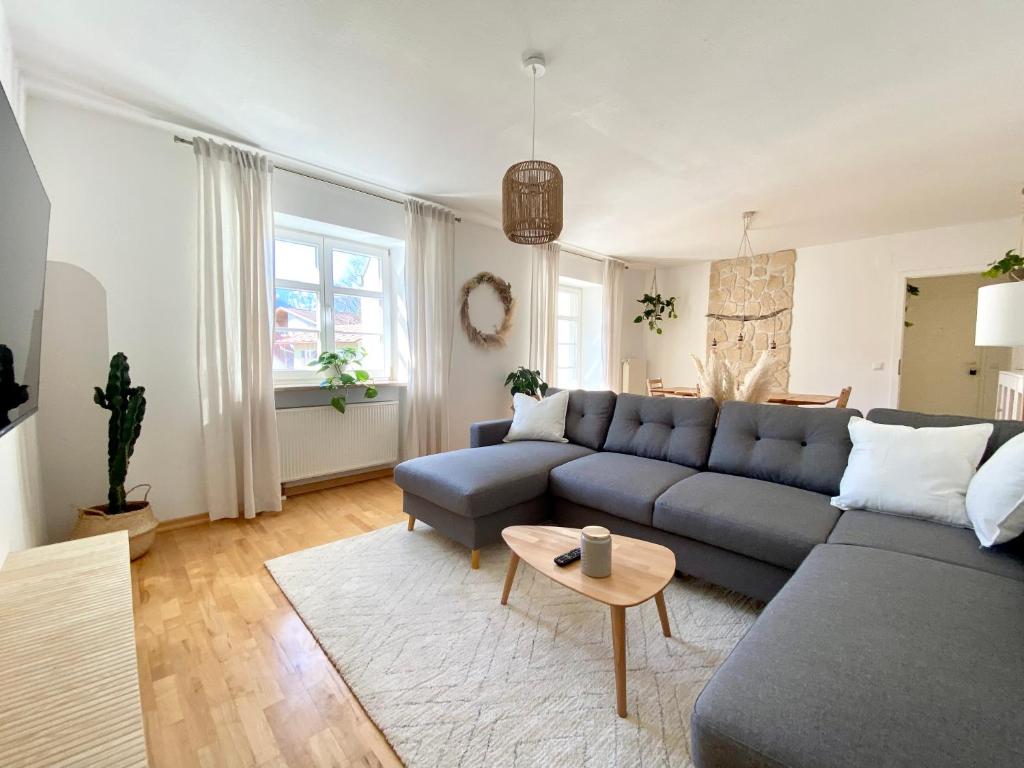 Boho Apartment mit Balkon I Tiefgarage I Zentrum - 2