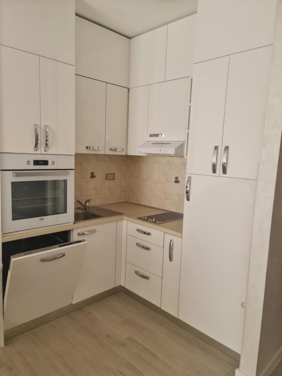 Samsa lux apartment in the heart of Budva - 4