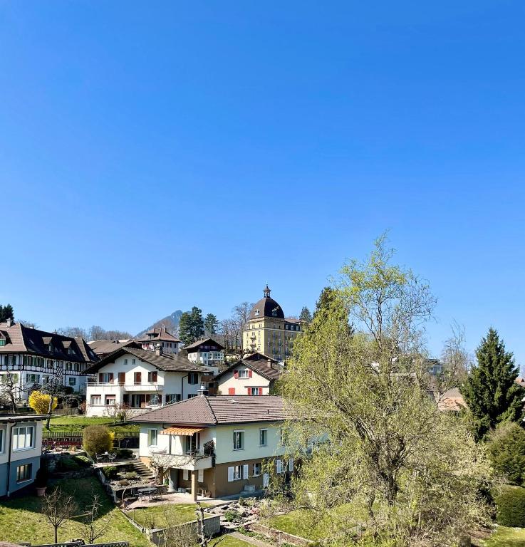 Studio Bahnhof Spiez — Hotel in Spiez