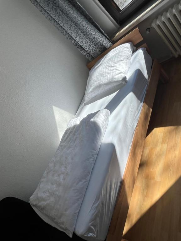Zimmer fur Monteure, Handwerker oder Reisende photo