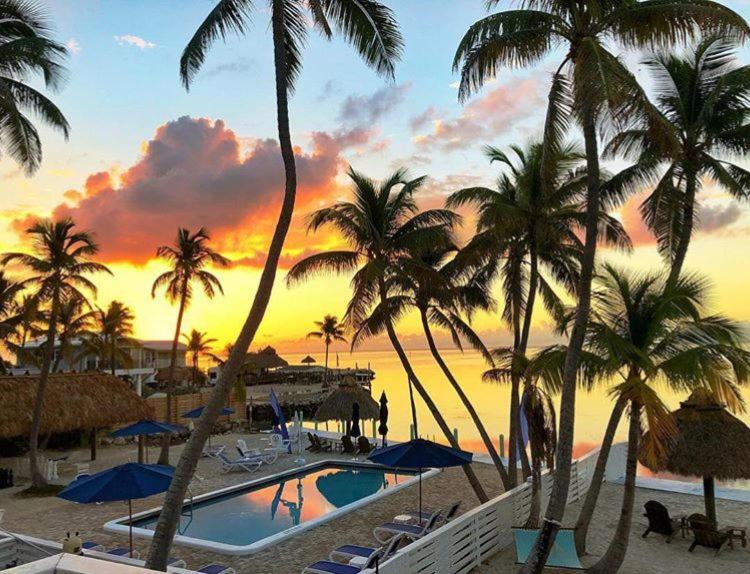Drop Anchor Resort & Marina photo