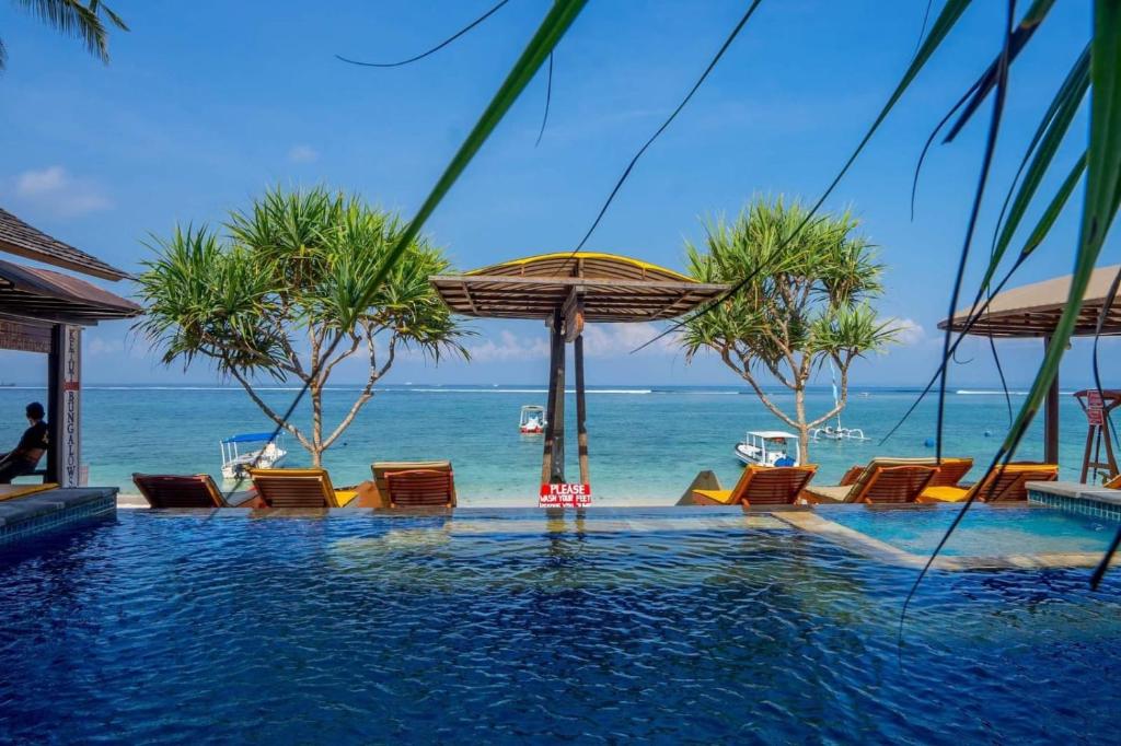 Ketut Losmen Bungalows Lembongan — Hotel in Bali