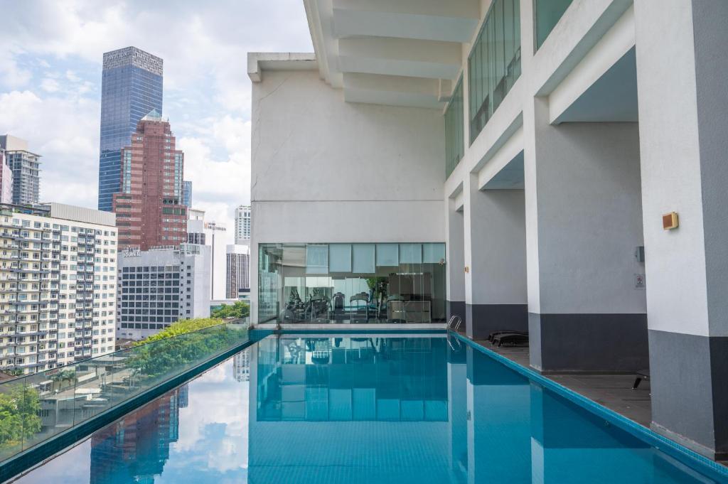 Greystone One Bukit Ceylon  photo