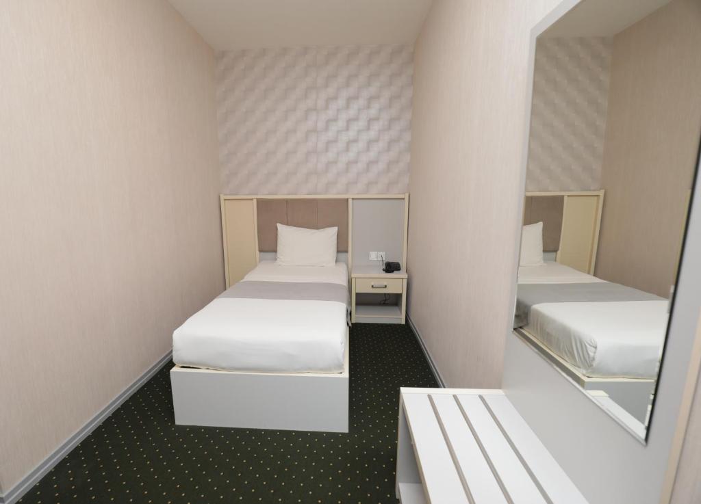 Altus Hotel Baku - Free Massage photo