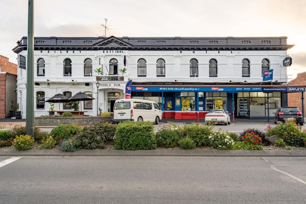 Railway Hotel — Hotel in Winton