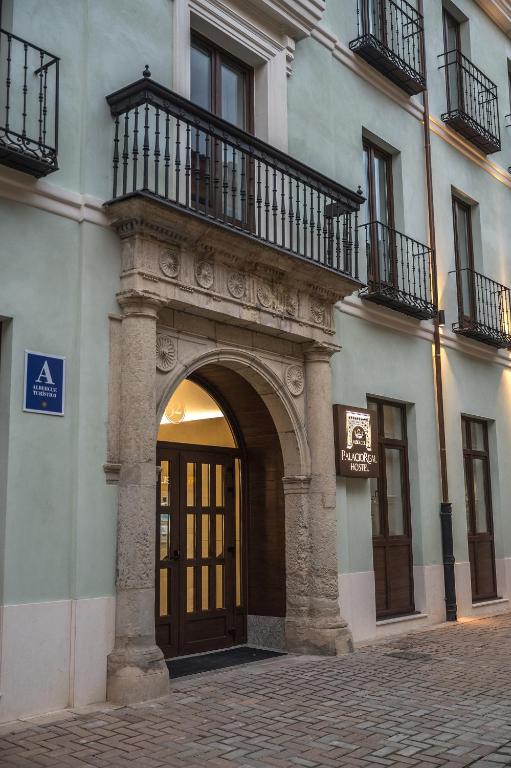 PALACIO REAL HOSTEL - 3