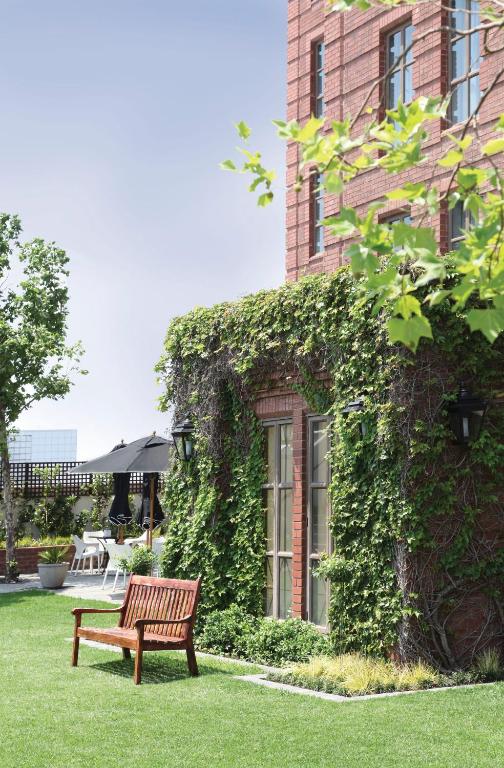 Exterior view, 54 on Bath, Johannesburg Rosebank in Johannesburg