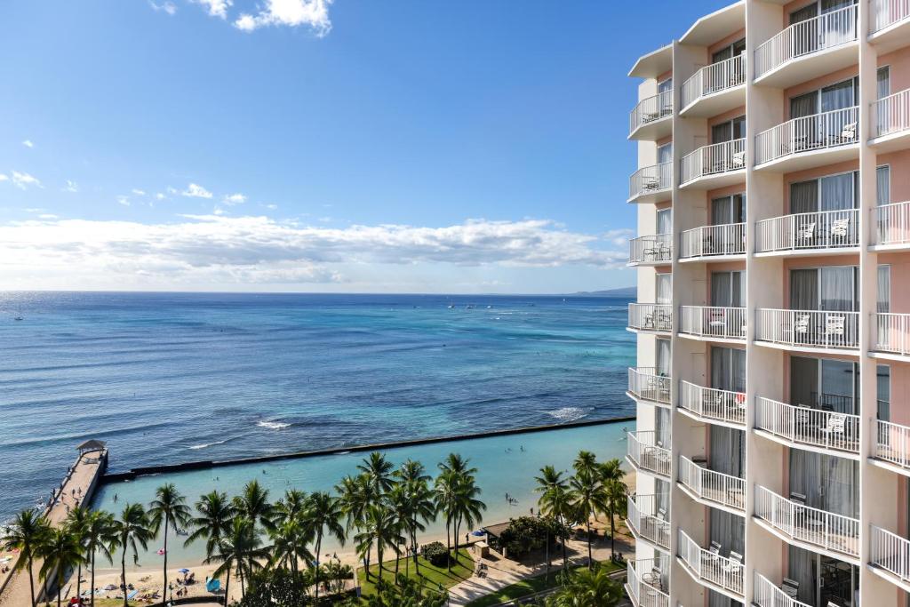 Exterior view, Park Shore Waikiki Hotel in Honolulu (HI)
