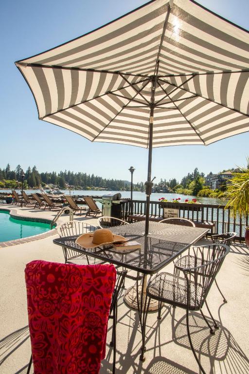Lakeshore Inn photo
