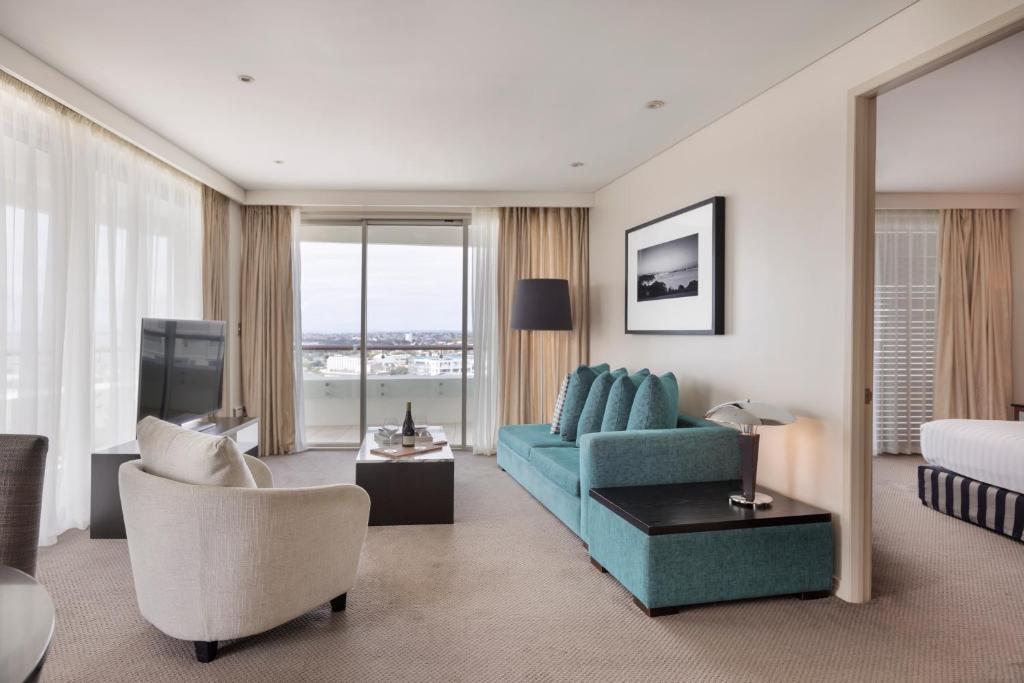 Pullman Auckland Hotel & Apartments