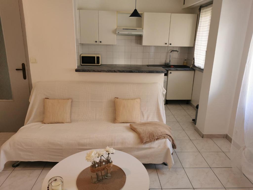 studio de 35m² entre antibes et juan les pins - 4