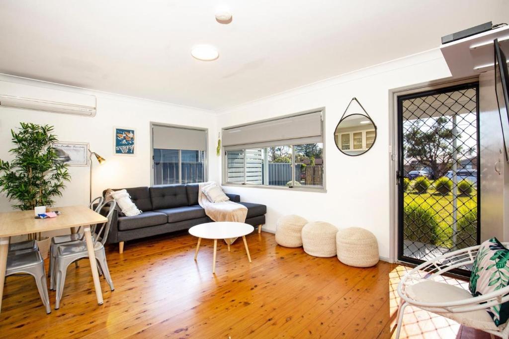 Sun Shack at Culburra I Pet Friendly I 3 Min Walk to Beach — Hotel in Jervis Bay