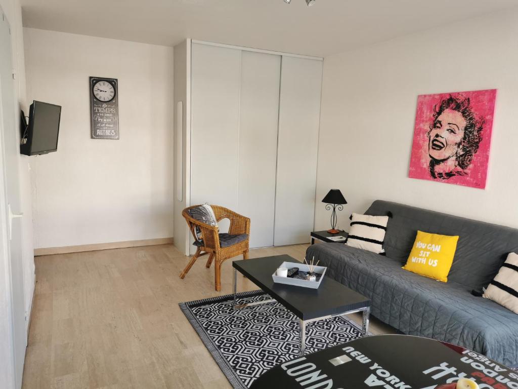 Grand studio de 33m² à 300m des plages - 5