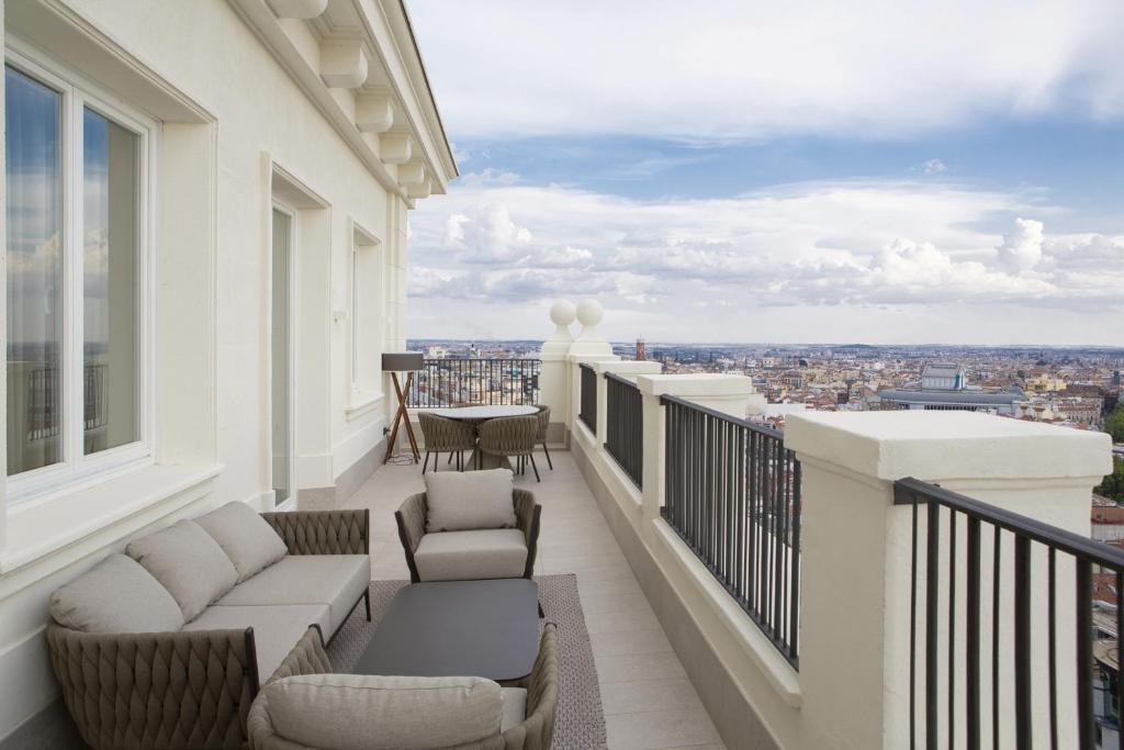 ระเบียง/ชานเรือน