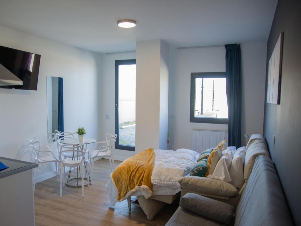 Apartamentos Santander Maliano Suites 3000 photo