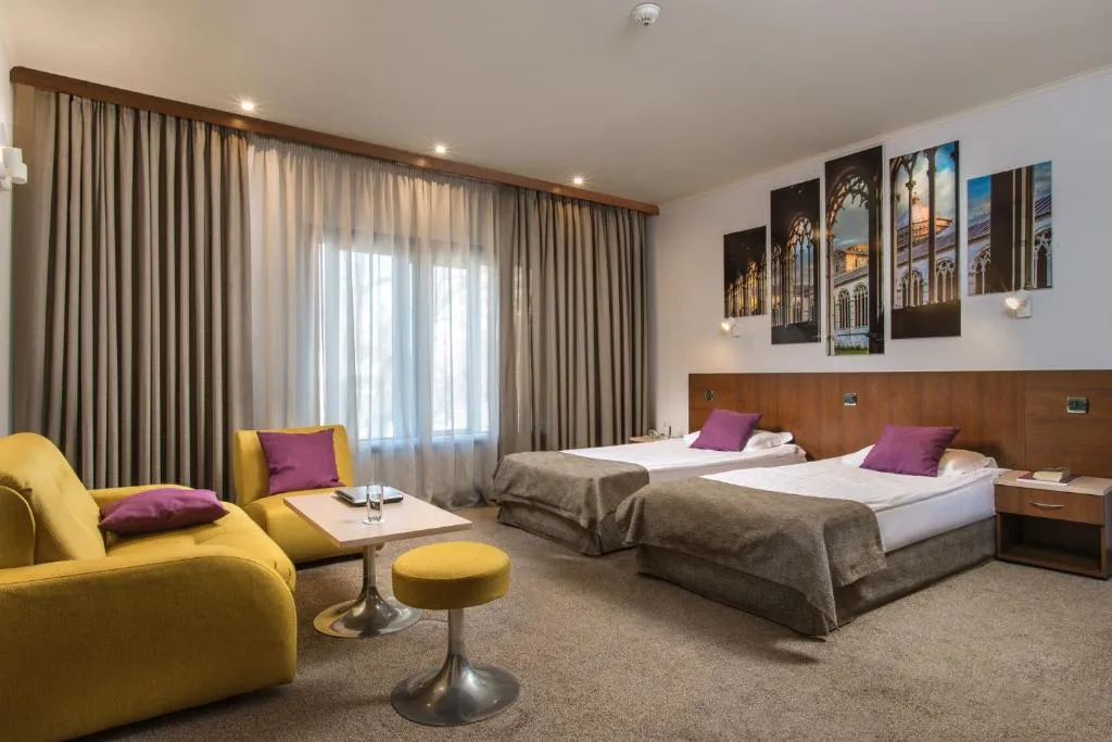 Antique Forum Hotel "Self Check-in" Stara Zagora, hotel v destinaci Stara Zagora