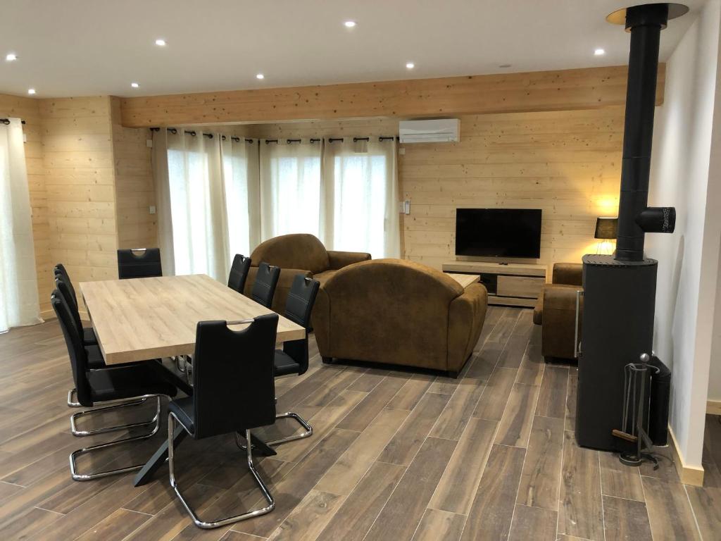 Chalet Jersey - 5