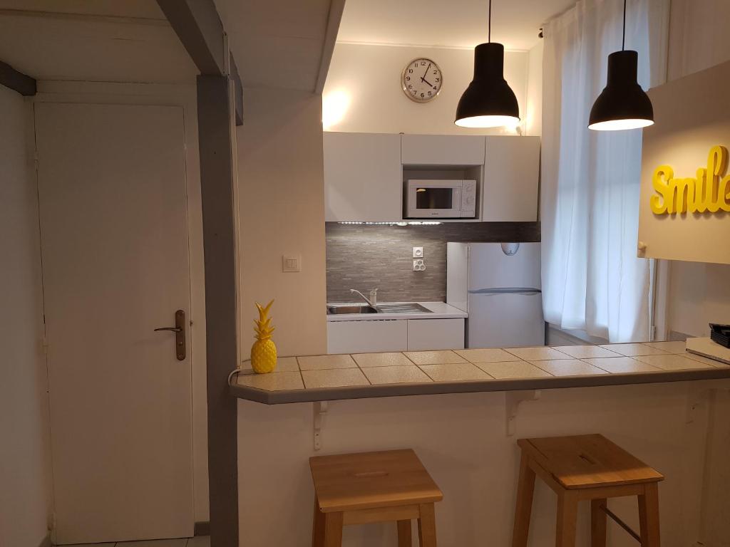 Charmant studio tout équipé au coeur d Avignon - 1