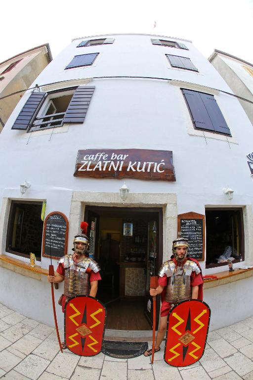 Entrance, Tequila Bar Hostel in Zadar