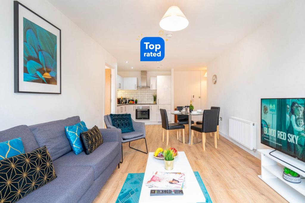 Luxury Two bedroom Apartment City Centre Secure Parking Top Rated