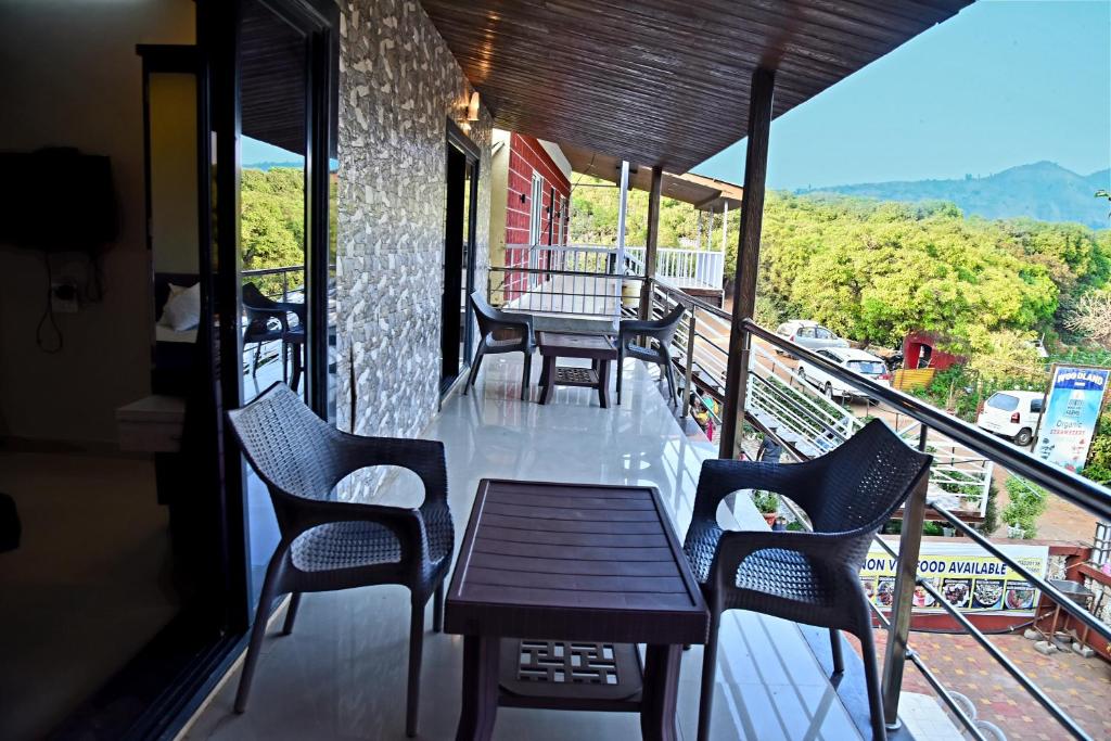 DV INNS FARMVILLA - Besides Strawberry Farms photo