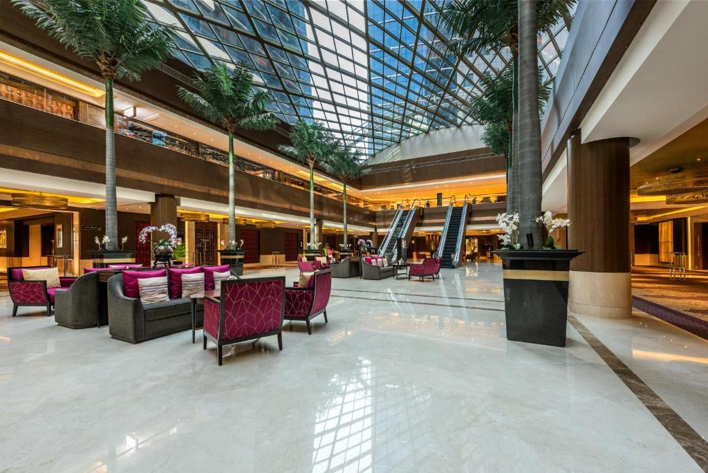 Dusit Thani Abu Dhabi Hotel