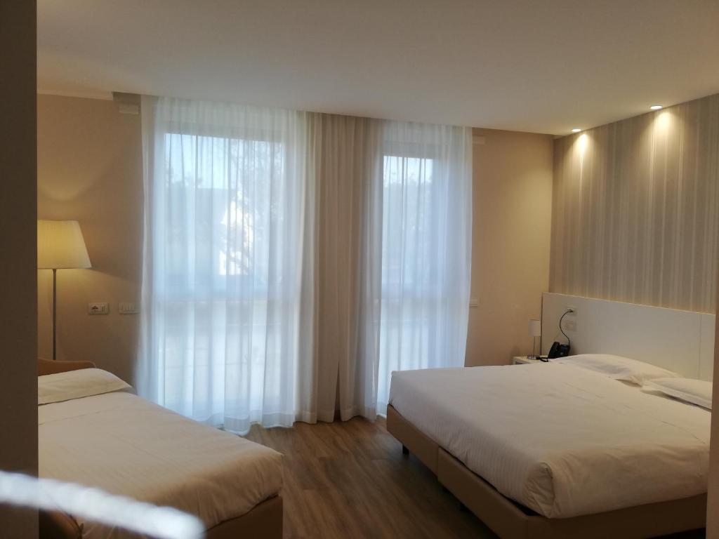 Novo Hotel Rossi - 3