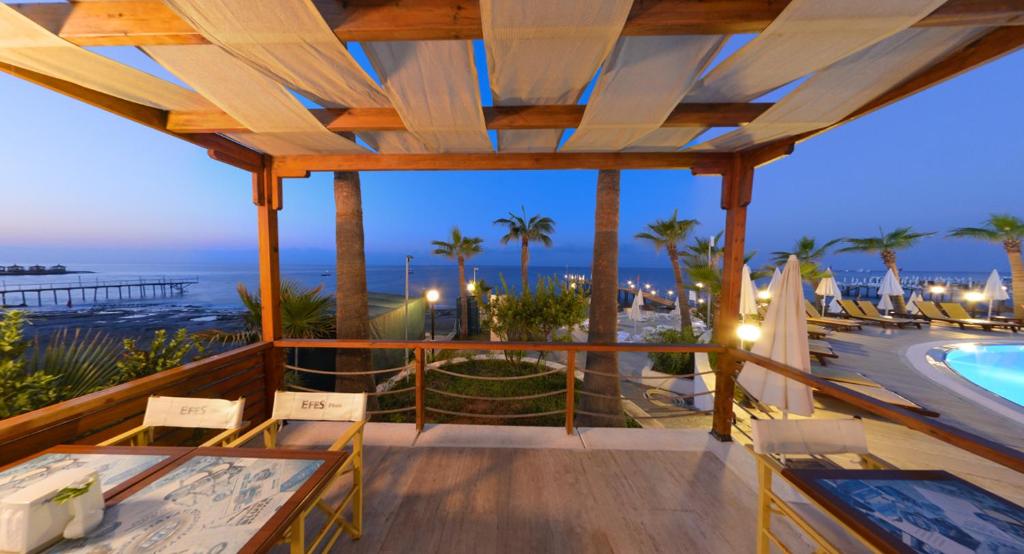 Anitas Hotel — Restaurant & bars in Konakli