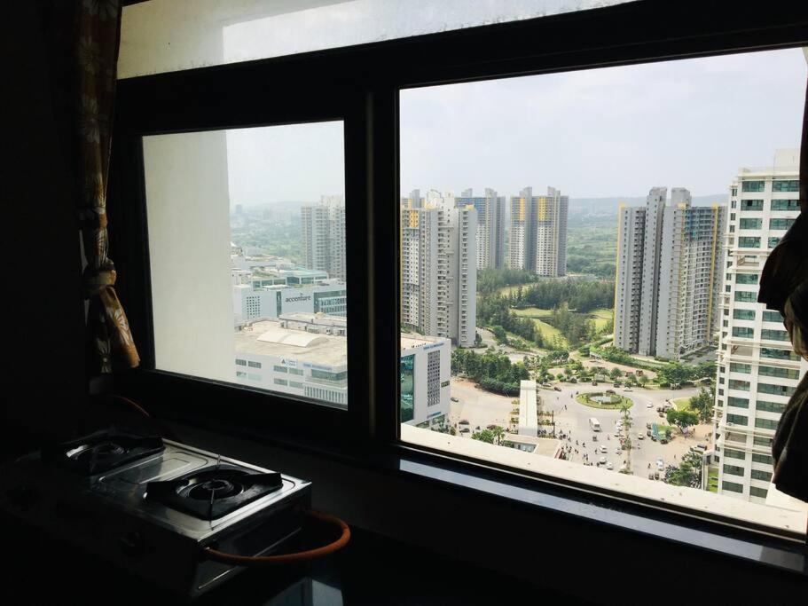 Sky High at Blue Ridge 22nd Floor-Standard Bedroom photo