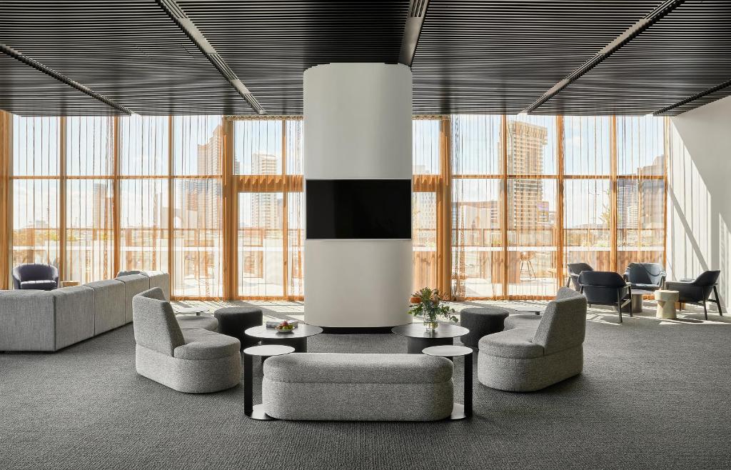 Shared lounge/TV area