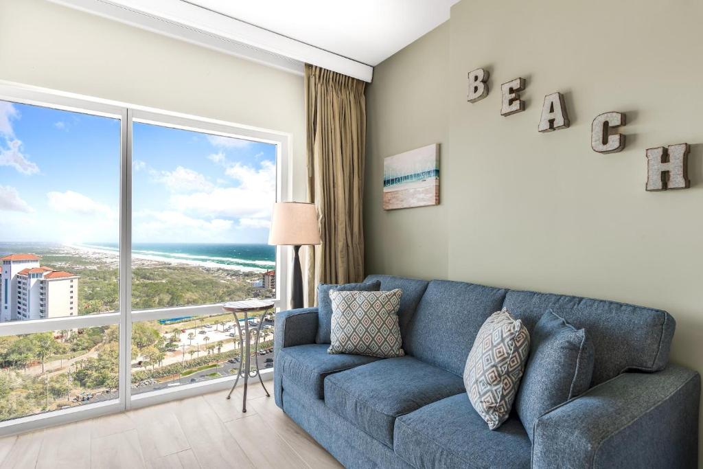 Luau I 7905 Studio, Destin