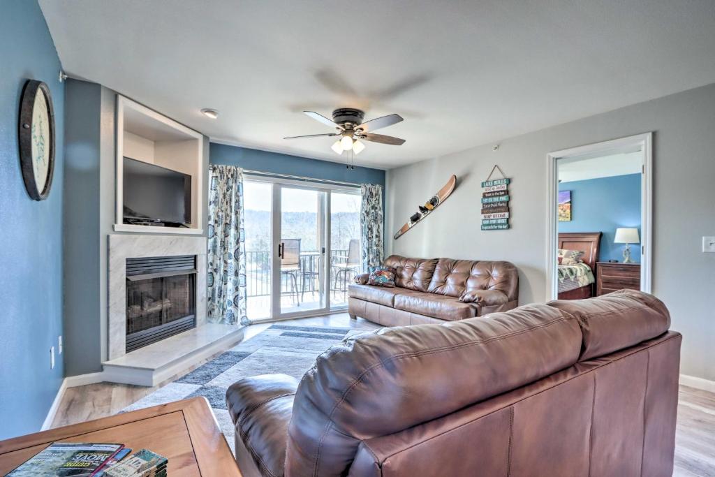 Boat Ramp, Dock and Slip Step-Free Camdenton Condo!, Camdenton