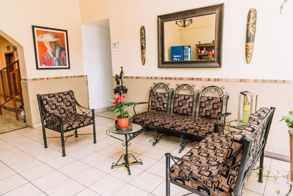 Hotel Cervantino photo