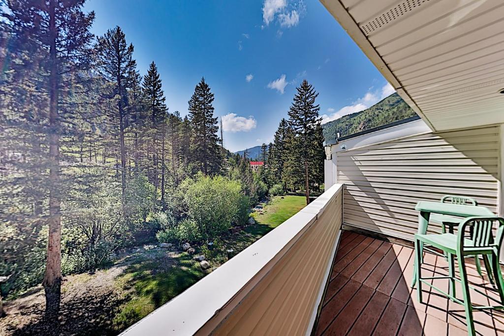 Sierra Del Sol 36, Taos Ski Valley