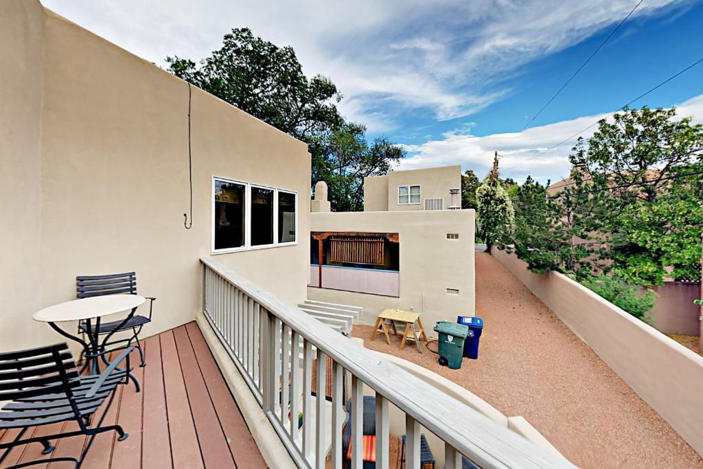 Susan's Hideaway Unit B photo