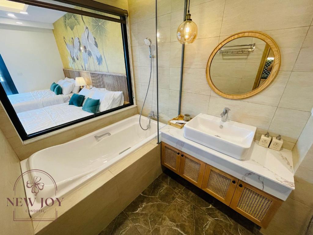 FLC Sea Tower Quy Nhon -New Joy CondoteL photo