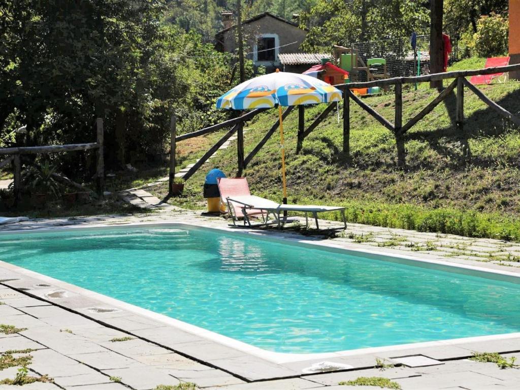 Beautiful holiday home in Gallicano with shared pool