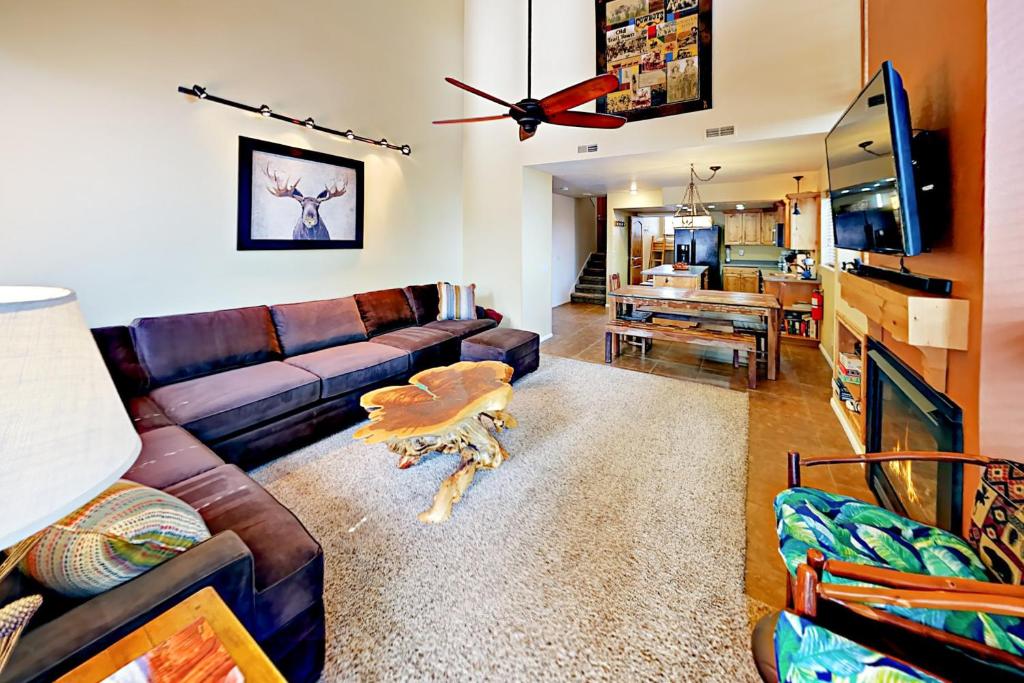 Navajo Adventure 74, Park City