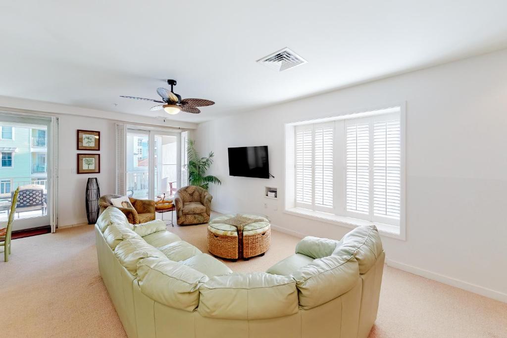 The Sanctuary - Sea Renity A201, Virginia Beach