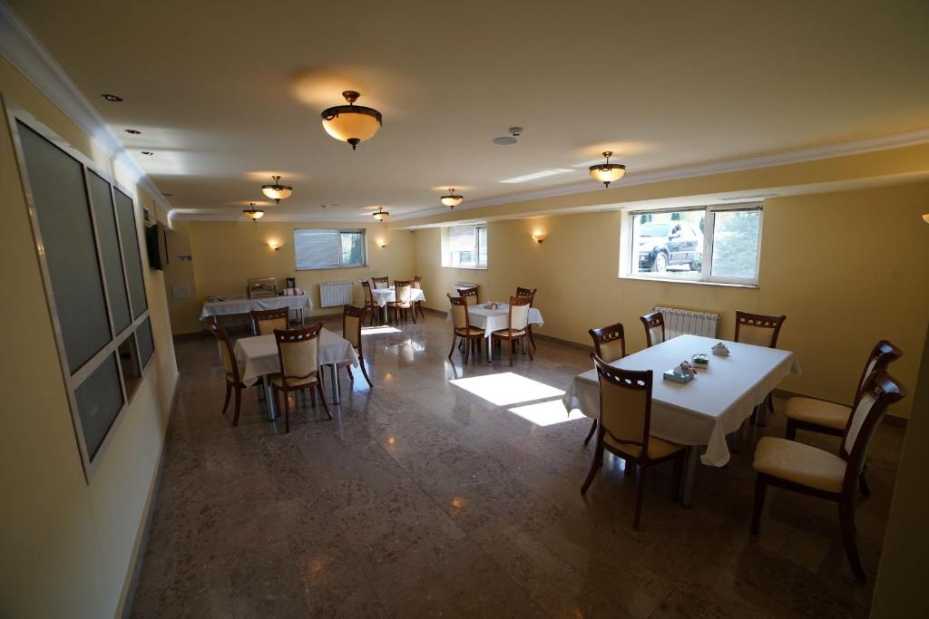 Food and beverages, Syunik Hotel in Kapan