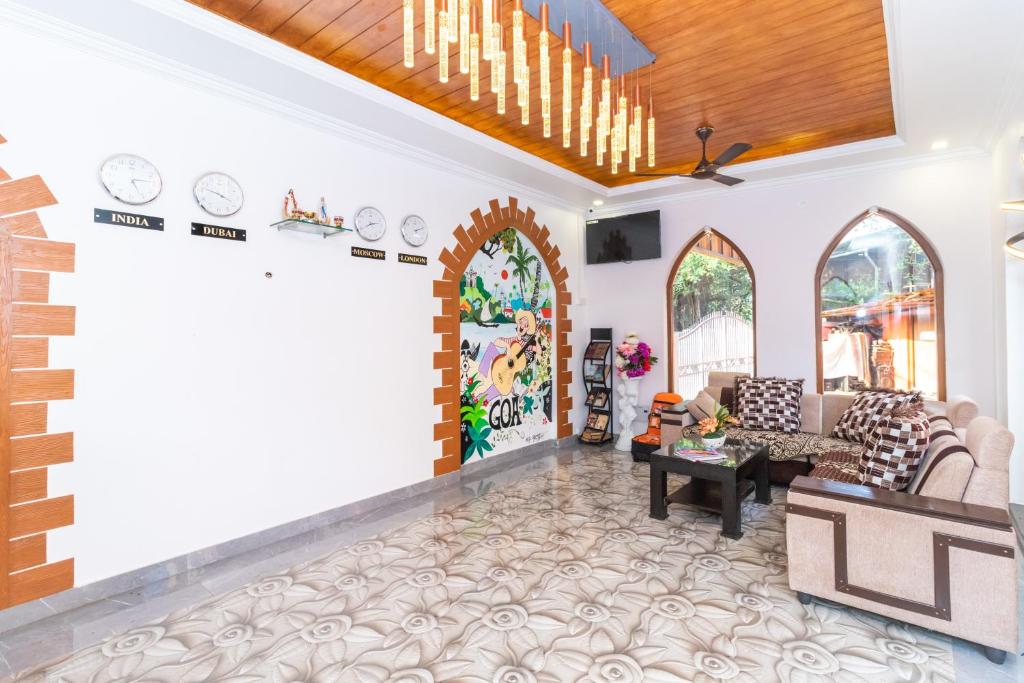 Larios Beach Holidays Resort photo